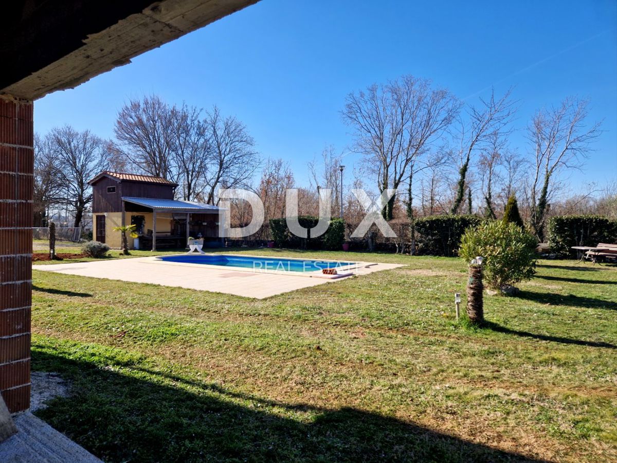 ISTRIA, LABIN - Casa con piscina in costruzione