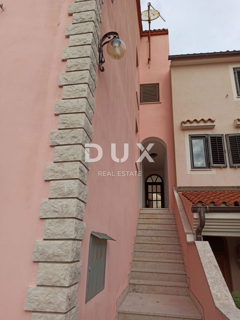ISTRIA, POLA - Casa in posizione ideale con grande potenziale