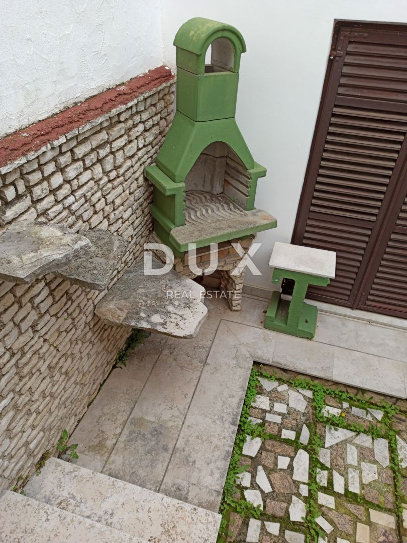 ISTRIA, POLA - Casa in posizione ideale con grande potenziale