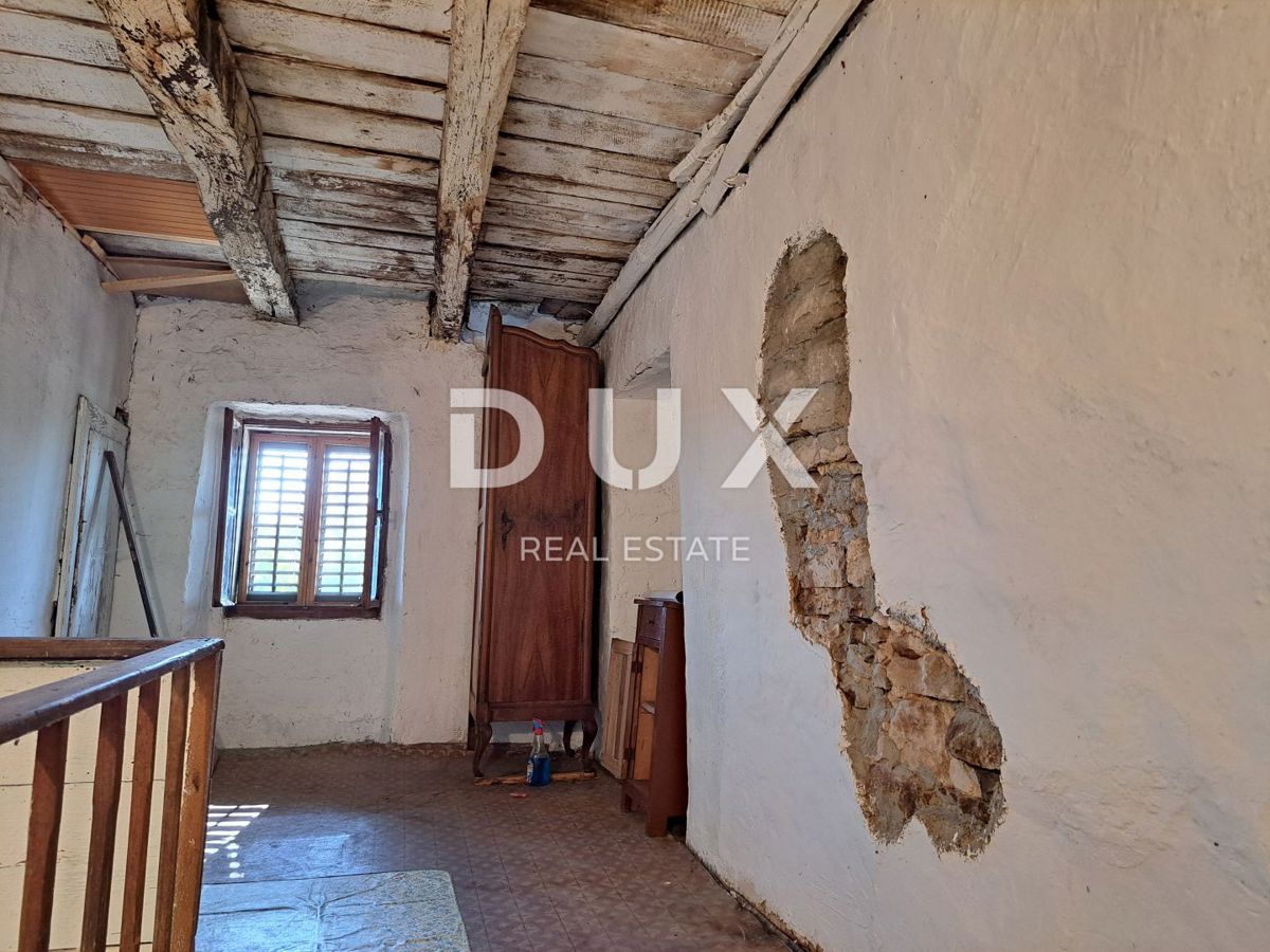 ISTRIA, GROŽNJAN, DINTORNI - casa antica da ristrutturare in ottima posizione