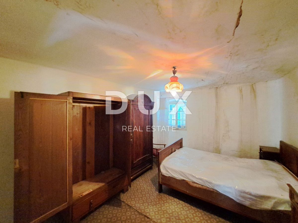 ISTRIA, GROŽNJAN, DINTORNI - casa antica da ristrutturare in ottima posizione