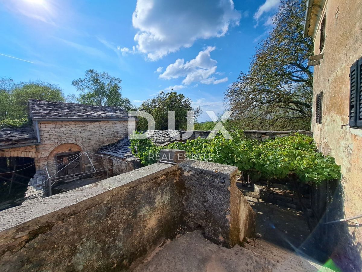 ISTRIA, GROŽNJAN, DINTORNI - casa antica da ristrutturare in ottima posizione