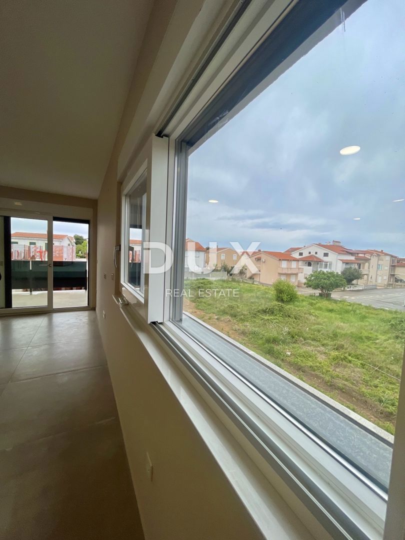 ZADAR, PRIVLAKA - Appartamento al primo piano di un nuovo edificio, a 80 metri dal mare