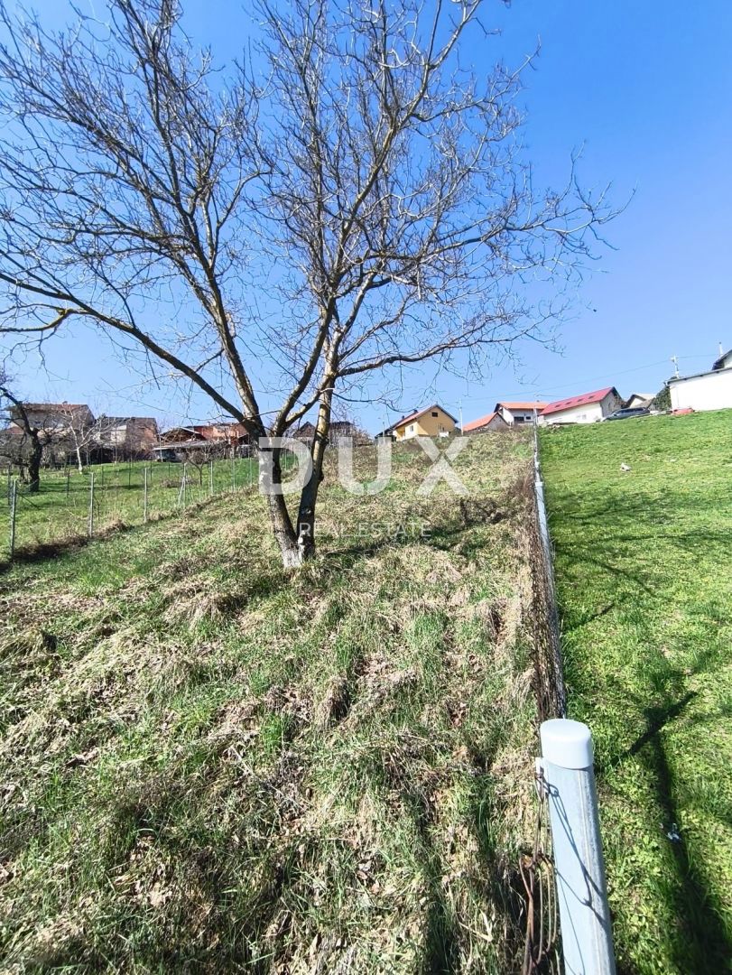 ZAGABRIA, MIKULIĆI - Terreno edificabile con progetto per una villa di lusso con piscina