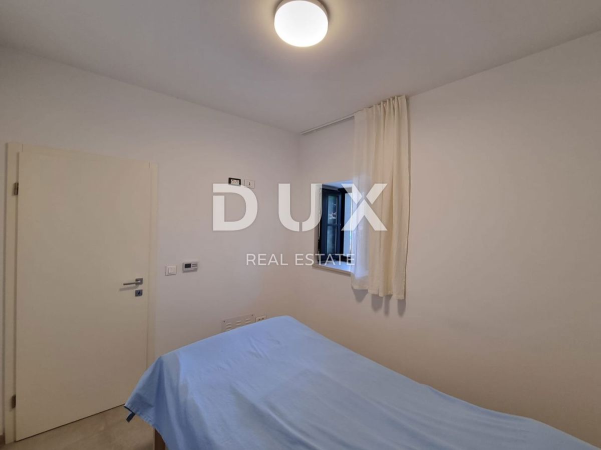 ISTRIA, PARENZO - Appartamento recentemente ristrutturato in ottima posizione
