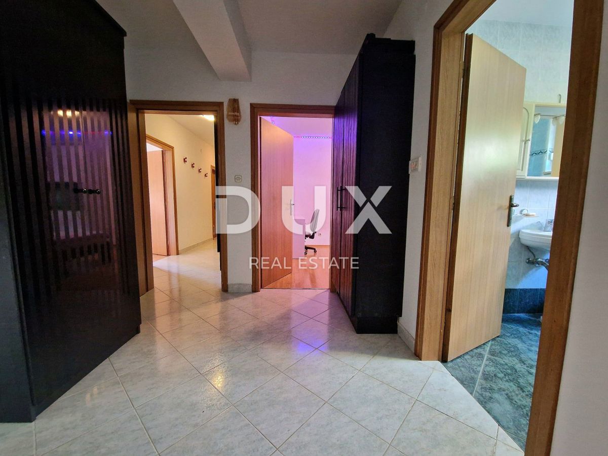 RIJEKA, BELVEDER - 134 m2, 3 camere da letto + soggiorno, loggia