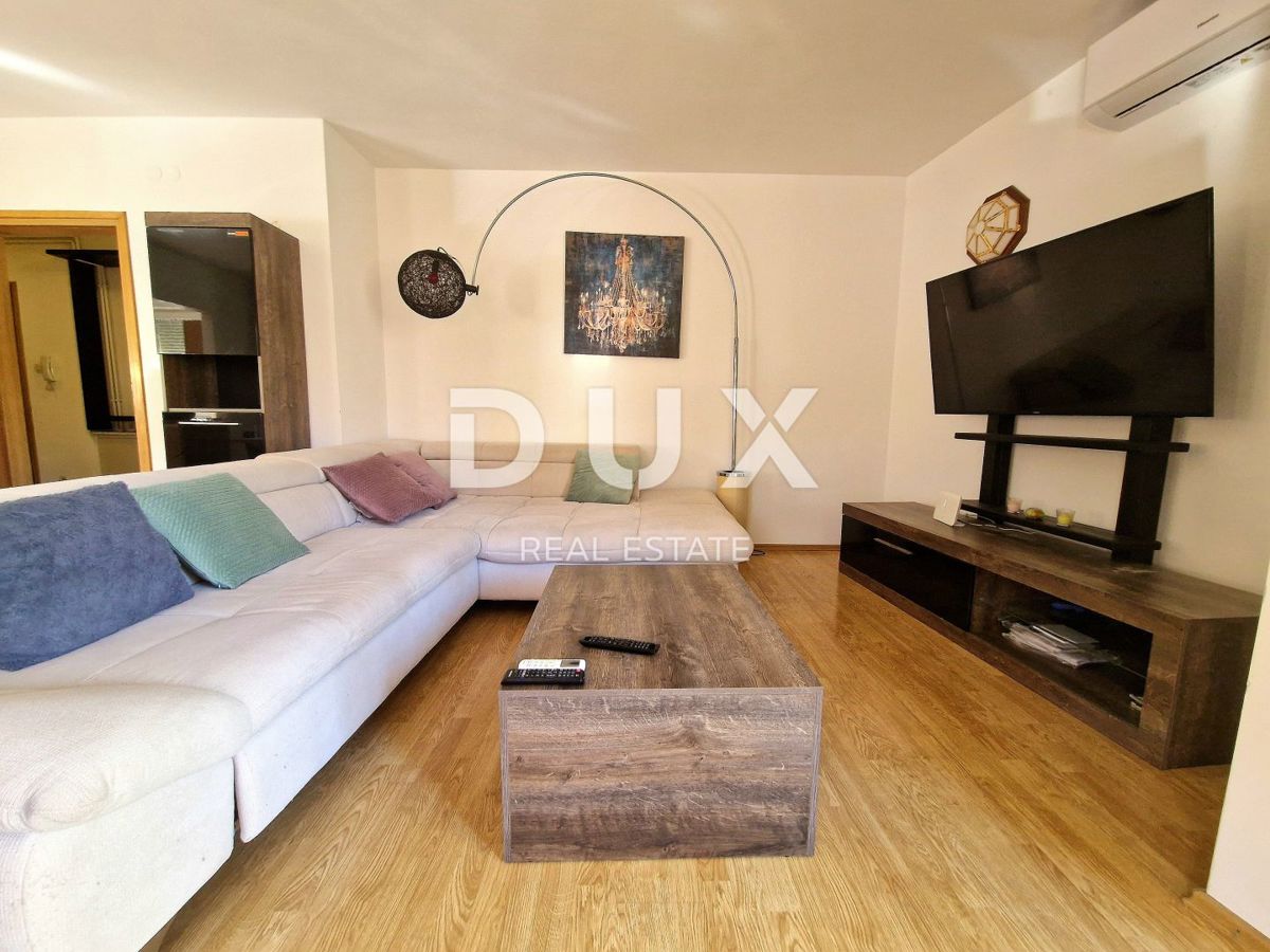 RIJEKA, BELVEDER - 134 m2, 3 camere da letto + soggiorno, loggia