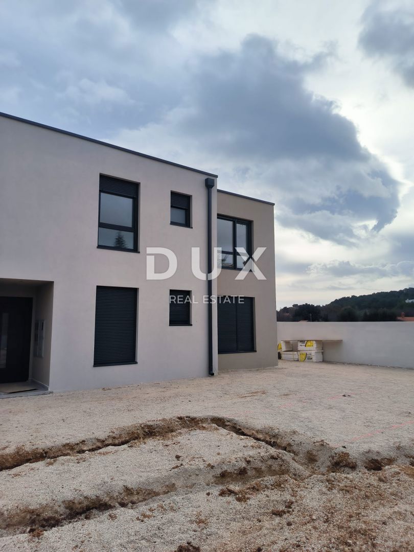 ISTRIA, LIŽNJAN - Appartamento in un nuovo edificio con giardino! VICINO AL MARE! PRONTO PER ABITARE!