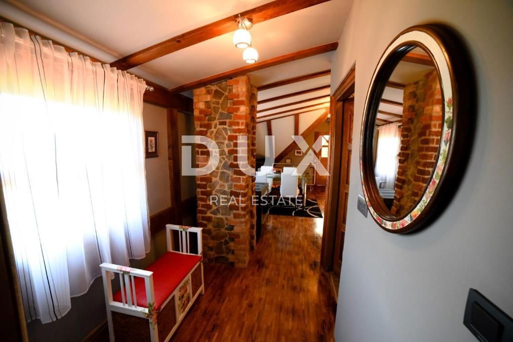 LUSSO A ZAGORJE - DUE CASE, PISCINA, JACUZZI, SAUNA, ENOTECA - UN'OASI DI PRIVACY A SOLI 35 MINUTI DA ZAGABRIA!