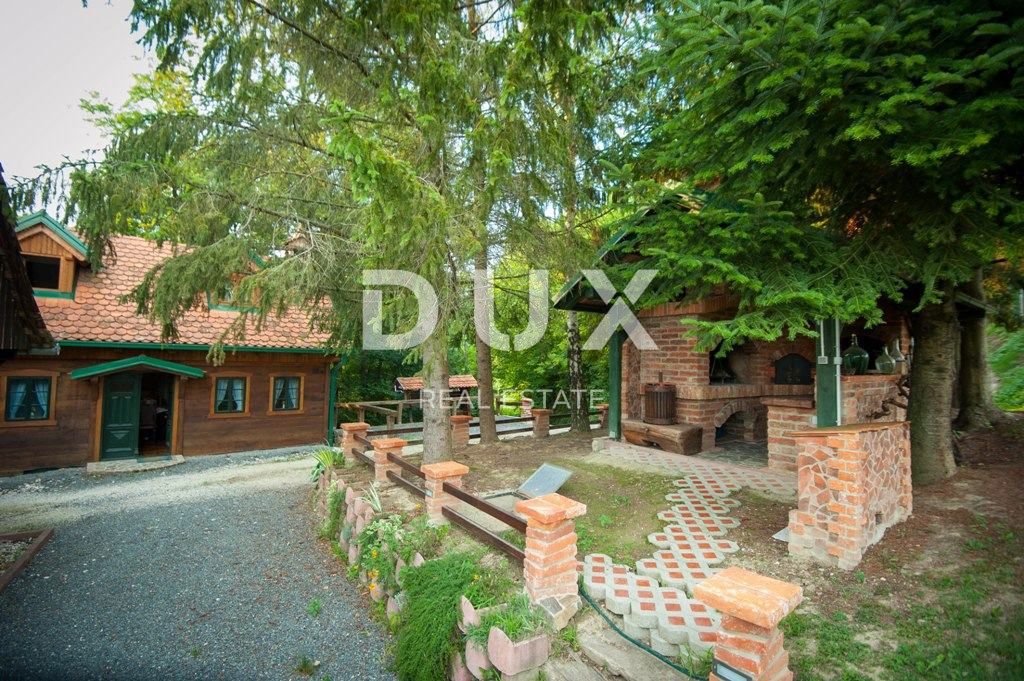 LUSSO A ZAGORJE - DUE CASE, PISCINA, JACUZZI, SAUNA, ENOTECA - UN'OASI DI PRIVACY A SOLI 35 MINUTI DA ZAGABRIA!