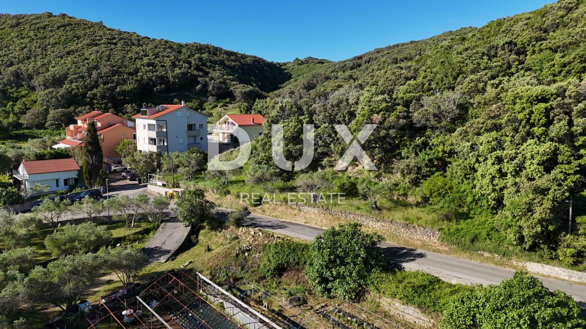 ISOLA DI RAB, SUPETARSKA DRAGA - Terreno edificabile con vista mare