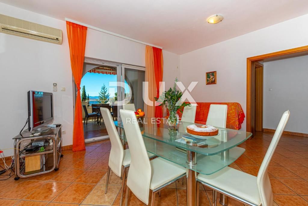 CRIKVENICA, DRAMALJ - appartamento con una bellissima terrazza 