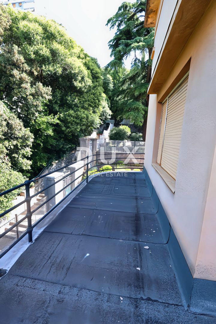 Casa Pećine, Rijeka, 410m2