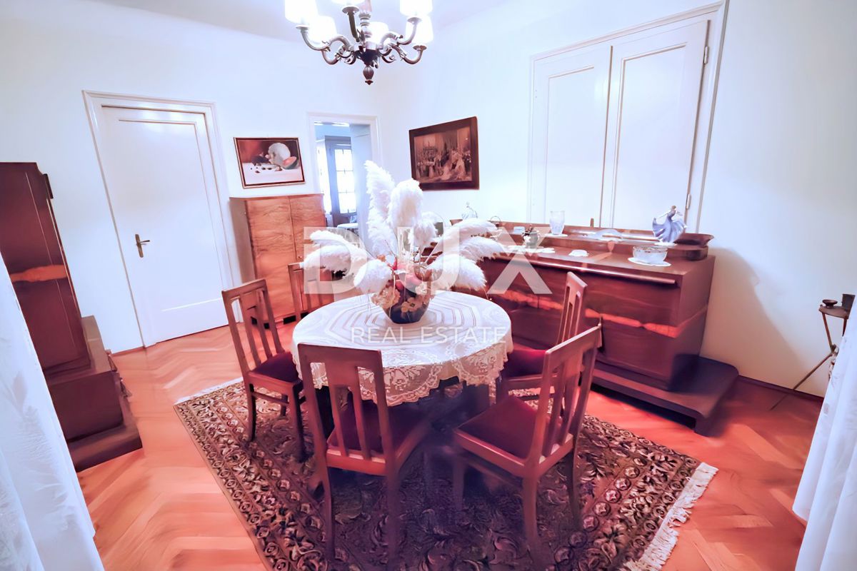Casa Pećine, Rijeka, 410m2