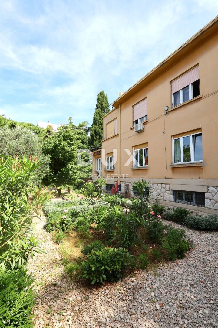 Casa Pećine, Rijeka, 410m2