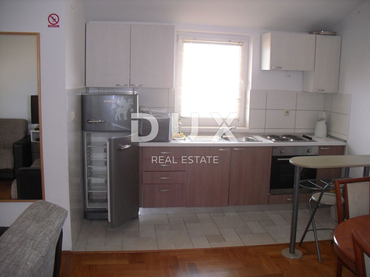 ISOLA DI KRK, MALINSKA - Appartamento 2 camere da letto + soggiorno con vista e parcheggio