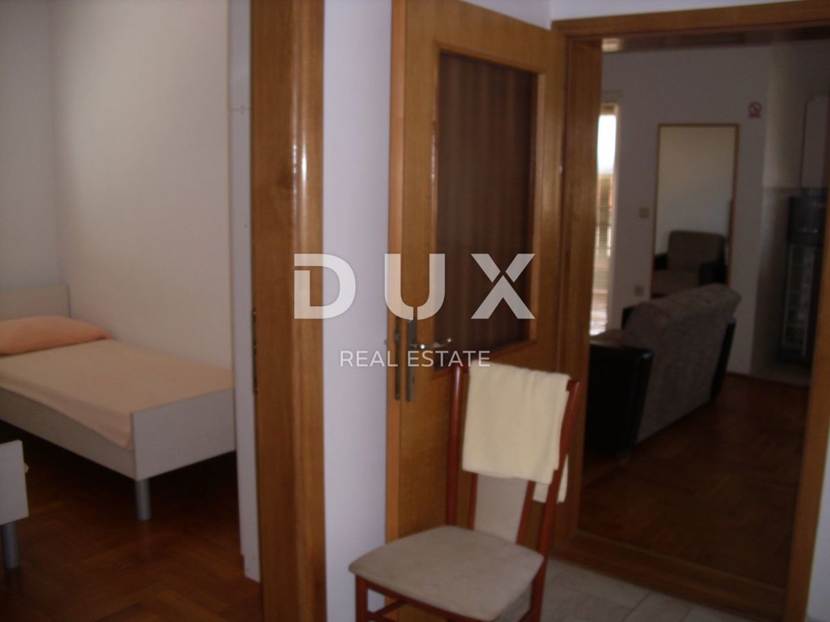 ISOLA DI KRK, MALINSKA - Appartamento 2 camere da letto + soggiorno con vista e parcheggio