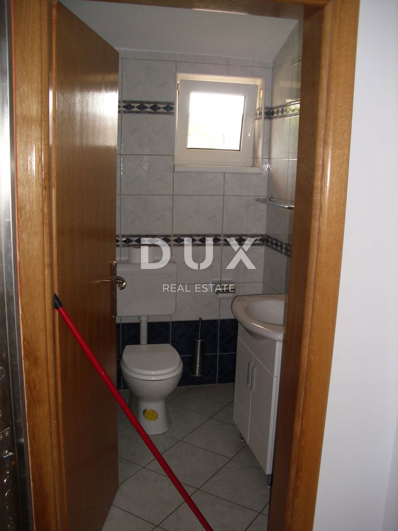 ISOLA DI KRK, MALINSKA - Appartamento 2 camere da letto + soggiorno con vista e parcheggio