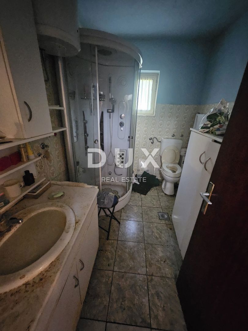 OPATIJA, IKA - appartamento 80m2, soggiorno + 2 camere da letto, piano terra, con vista mare e grande terrazza + giardino ca. 125m2