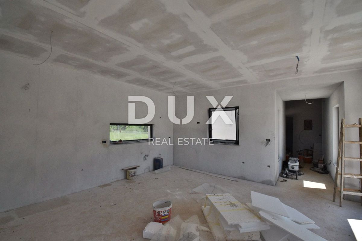 ISTRIA, LIŽNJAN (dintorni) - Nuova moderna casa a un piano in posizione tranquilla!