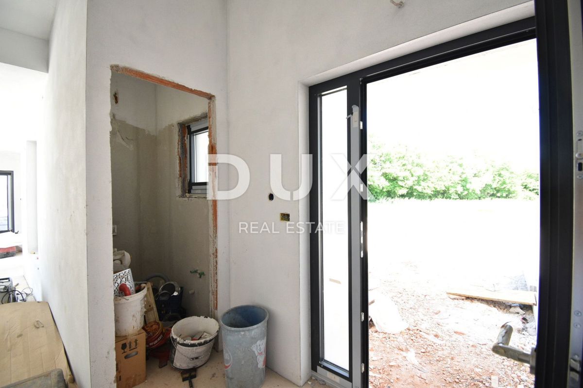 ISTRIA, LIŽNJAN (dintorni) - Nuova moderna casa a un piano in posizione tranquilla!