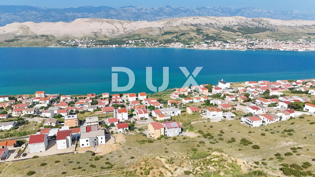 ISOLA DI PAG, PAG - Appartamento di 96m2 a soli 50 metri dal mare
