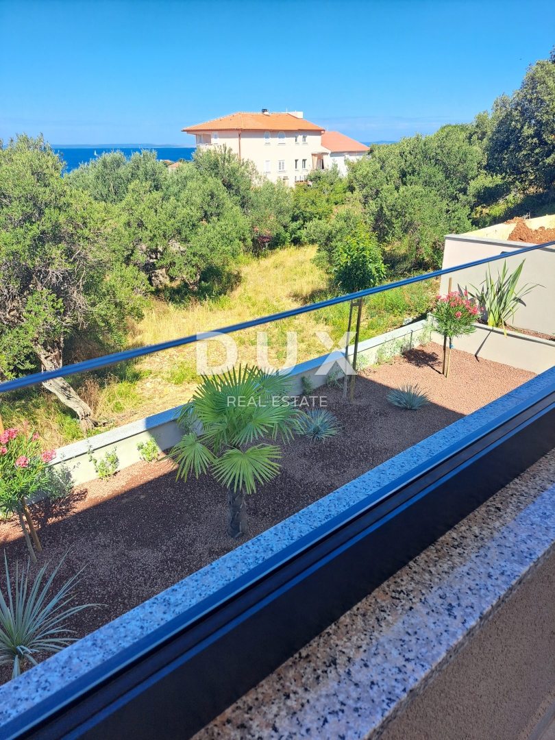 NOVALJA, JAKIŠNICA - Appartamento 58m2 al primo piano con una bellissima vista sul mare