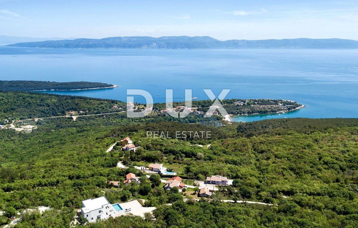ISTRIA, RABAC - Una villa straordinaria con una vista spettacolare sul mare
