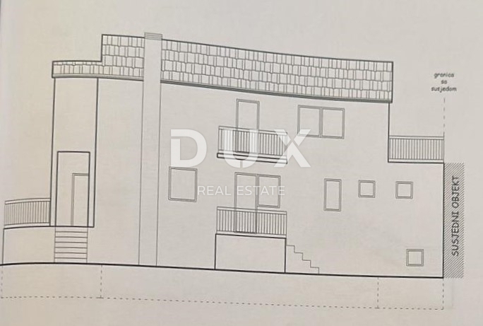 VODICE, SEBENICO - OCCASIONE! Casa con 5 appartamenti in posizione tranquilla 