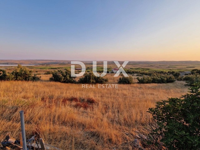 Terreno Dinjiška, Pag, 2.389m2