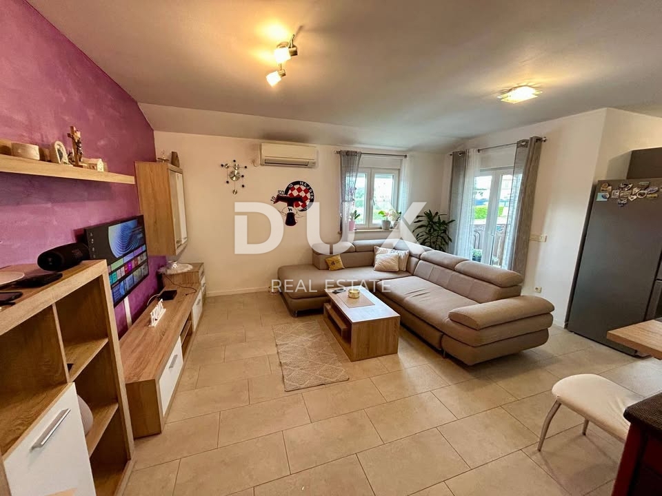 ISTRIA, NOVIGRAD - Appartamento con vista sulla natura in una posizione fantastica, ideale per tranquillità e privacy!