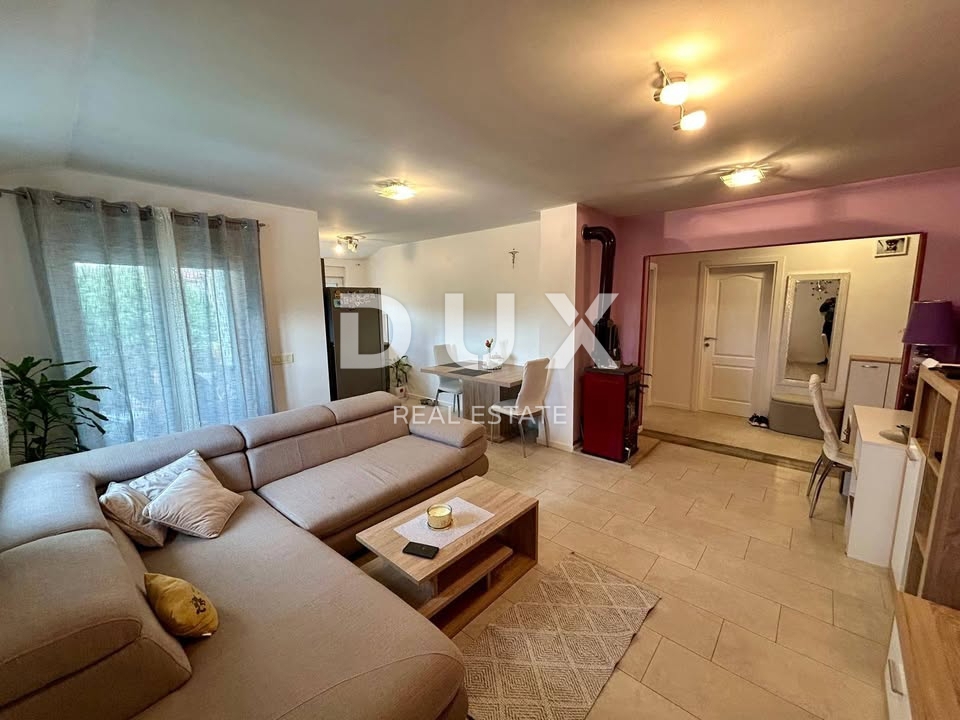 ISTRIA, NOVIGRAD - Appartamento con vista sulla natura in una posizione fantastica, ideale per tranquillità e privacy!
