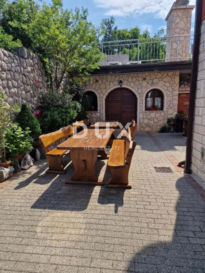 CRIKVENICA - Una bella casa con vista panoramica sul mare