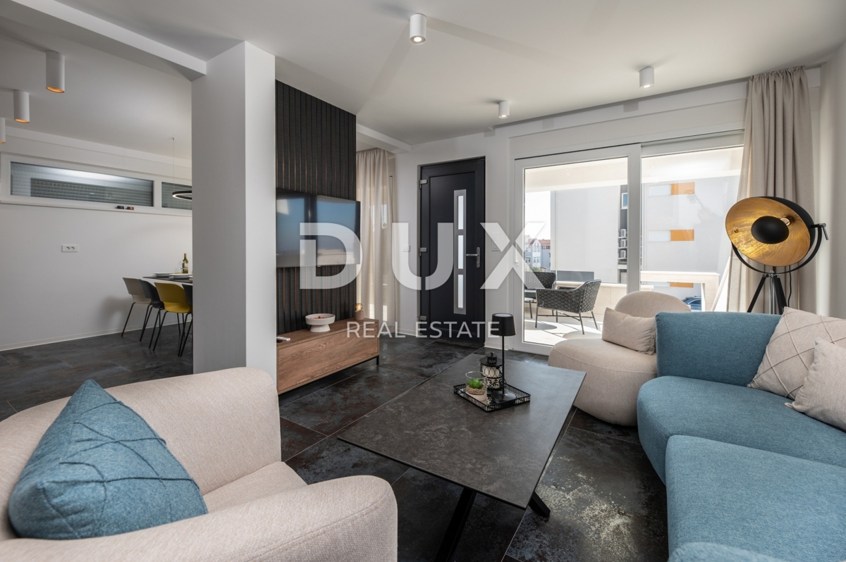 ISOLA DI PAG, NOVALJA - Villa con 4 camere da letto, piscina e sauna, 148,50 m2