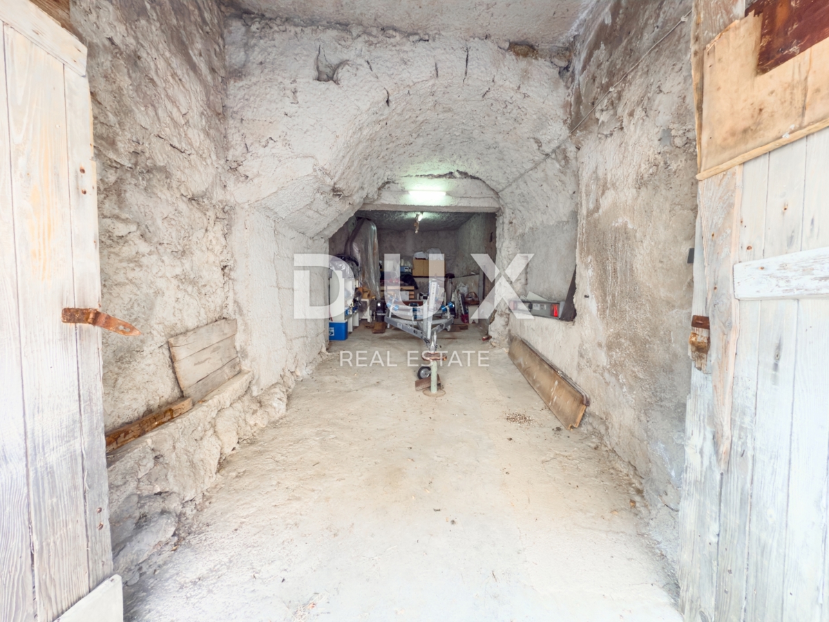 Casa Draga Bašćanska, Baška, 190m2