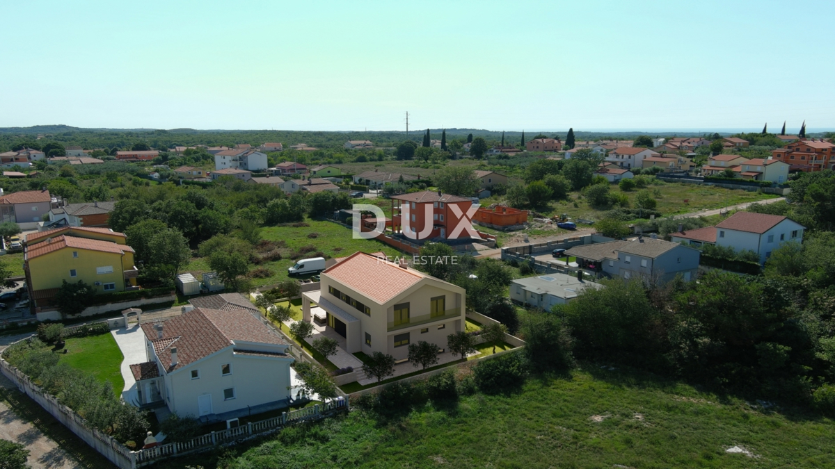 ISTRIA, BUIE, CASTEL - Terreno con permesso di costruire valido