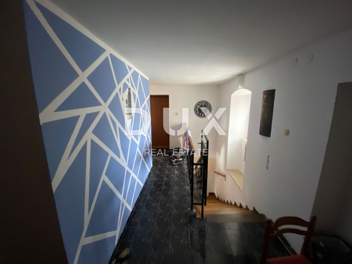 RIJEKA, VIŠKOVO - casa indipendente con ampio giardino in ottima posizione! OCCASIONE!