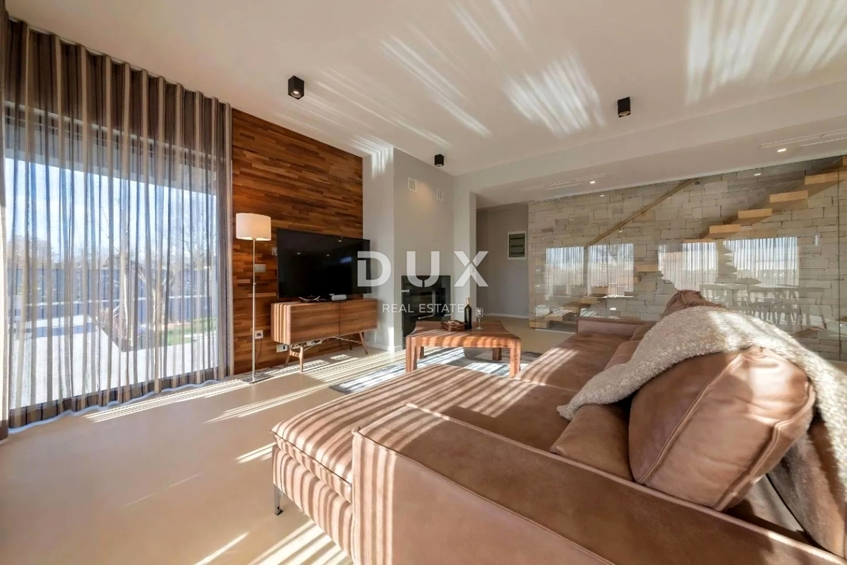 ISTRIA, PARENZO - Casa moderna con piscina vicino al mare