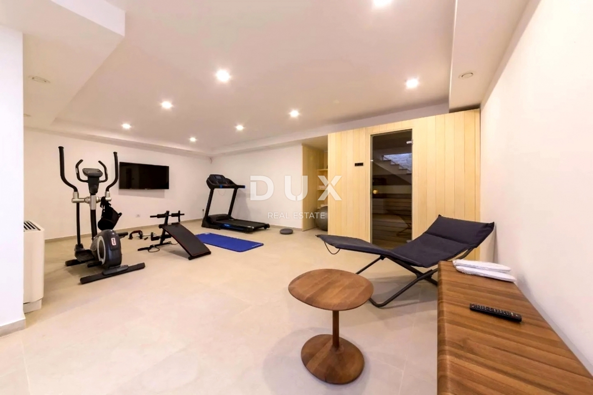 ISTRIA, PARENZO - Casa moderna con piscina vicino al mare