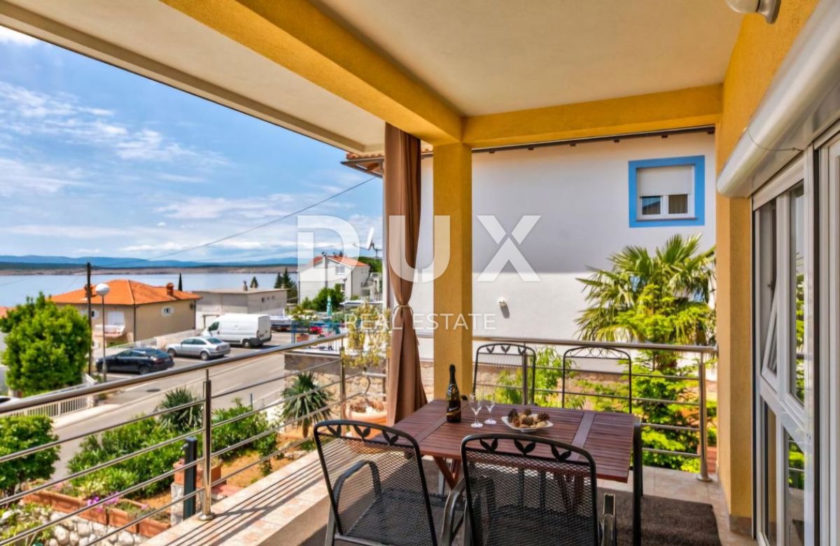 CRIKVENICA, DRAMALJ - Casa con 6 appartamenti, a 200 m dal mare