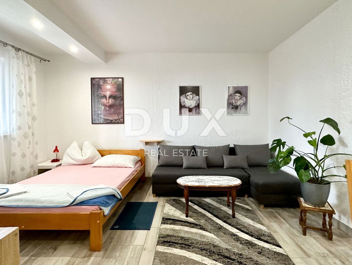 CRIKVENICA, DRAMALJ - Due appartamenti a 100 metri dal mare