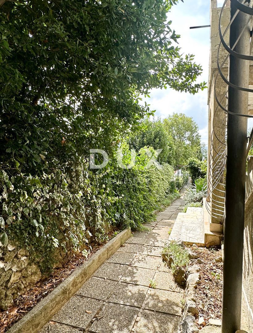 CRIKVENICA, DRAMALJ - Due appartamenti a 100 metri dal mare