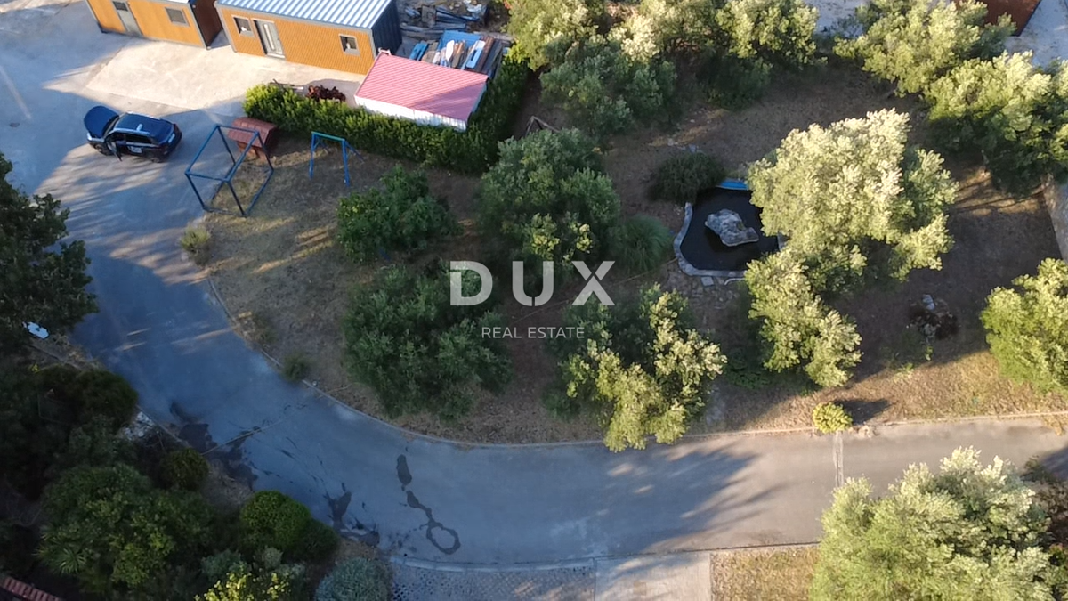 ZADAR, MURVICA – Terreno edificabile in una posizione privilegiata!