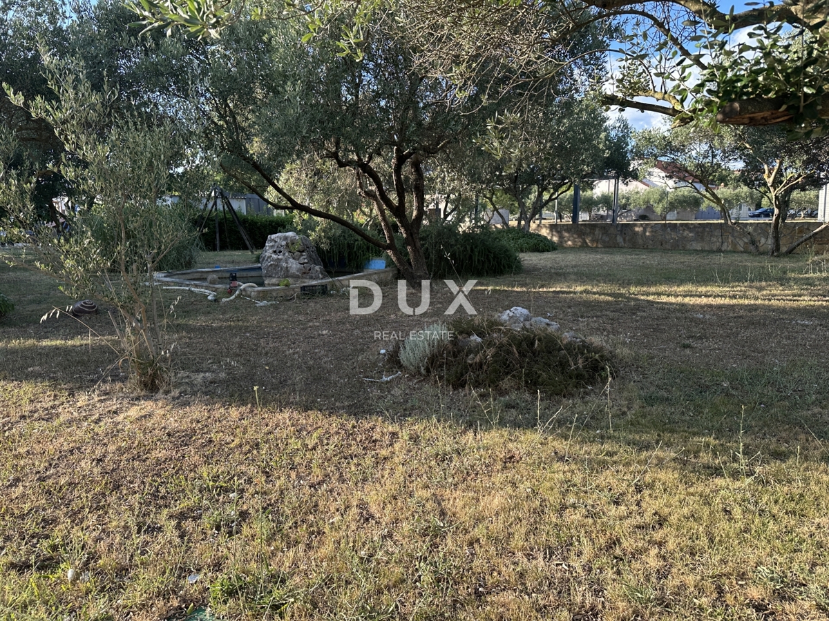 ZADAR, MURVICA – Terreno edificabile in una posizione privilegiata!