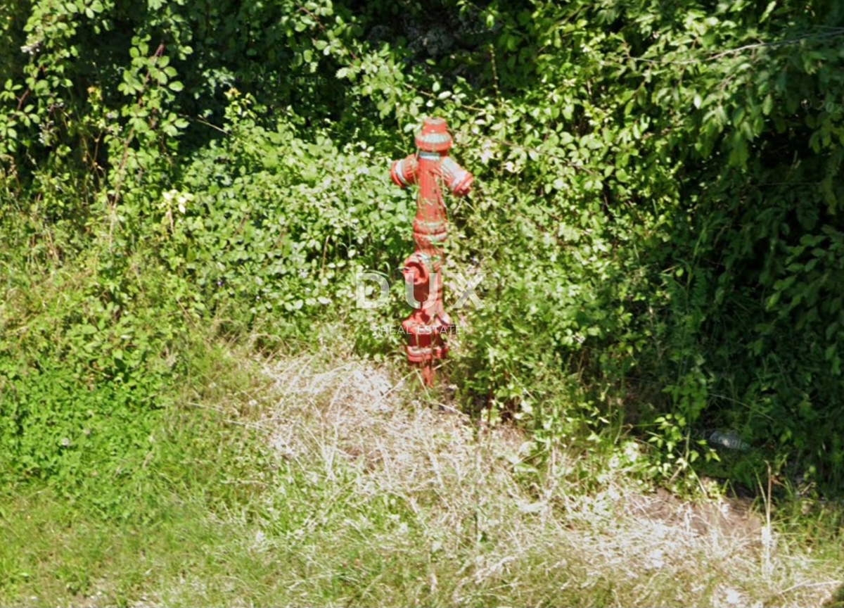 VIŠKOVO MARČELJI - terreno edificabile 4701m2 con vista mare per edilizia residenziale appartamenti/casa unifamiliare 