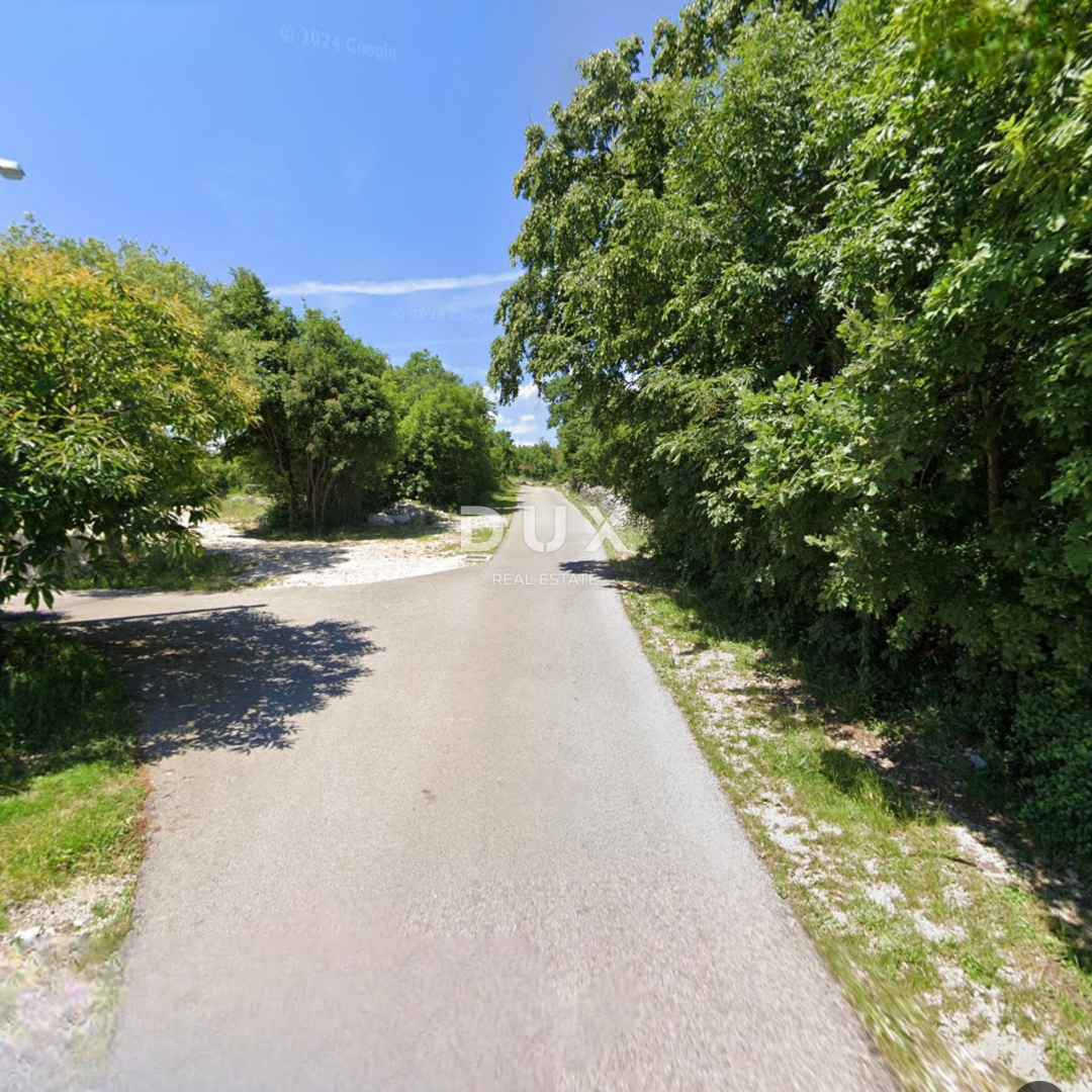 VIŠKOVO MARČELJI - terreno edificabile 4701m2 con vista mare per edilizia residenziale appartamenti/casa unifamiliare 