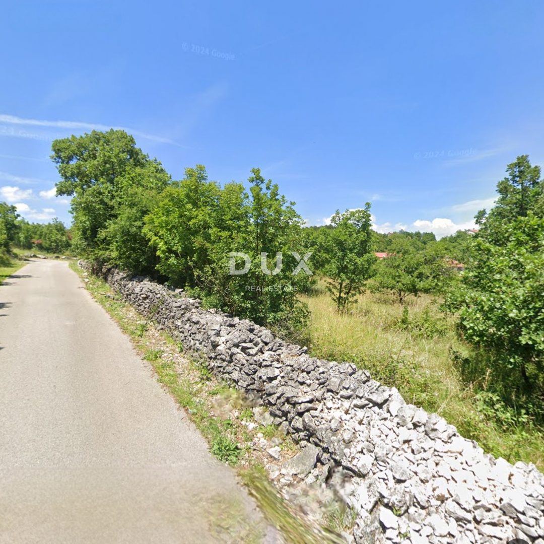 VIŠKOVO MARČELJI - terreno edificabile 4701m2 con vista mare per edilizia residenziale appartamenti/casa unifamiliare 