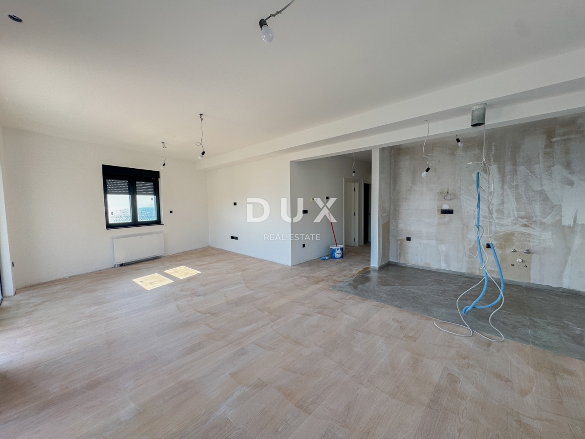 RIJEKA, KANTRIDA - Appartamento di 155 m2 in un lussuoso edificio di nuova costruzione a soli 250 metri dal mare con garage e vista panoramica sul mare