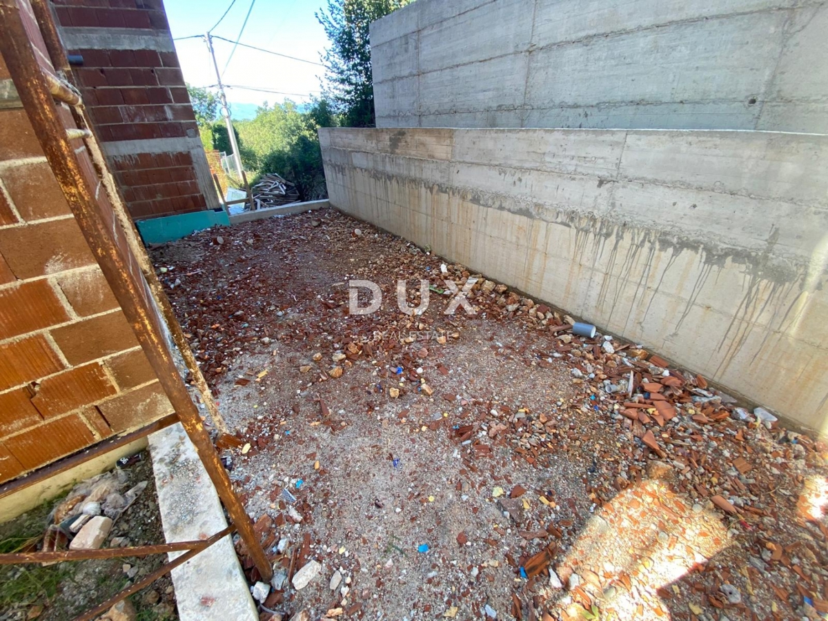 RIJEKA, DRENOVA - esclusivo appartamento in NUOVO EDIFICIO al piano terra con giardino + 2 posti auto! OCCASIONE!