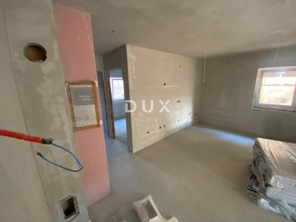 RIJEKA, DRENOVA - esclusivo appartamento in NUOVO EDIFICIO al piano terra con giardino + 2 posti auto! OCCASIONE!